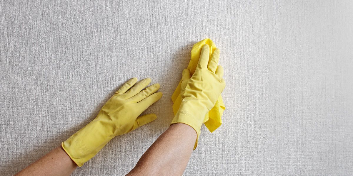 czyszczenie powierzchni przed malowaniem 