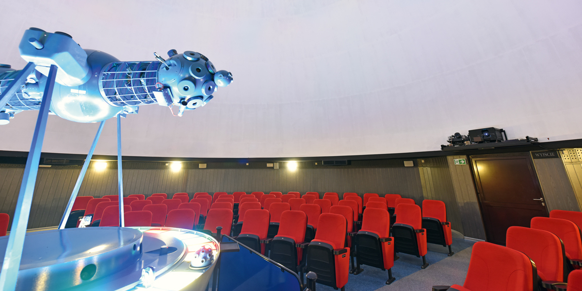 Planetarium w Toruniu farba do sufitów Tikkurila Anit-Reflex white