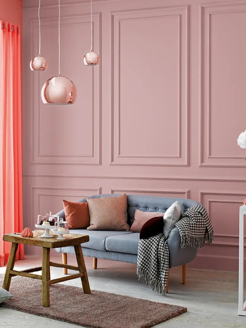 Aranżacje salonu w różu Tikkurila