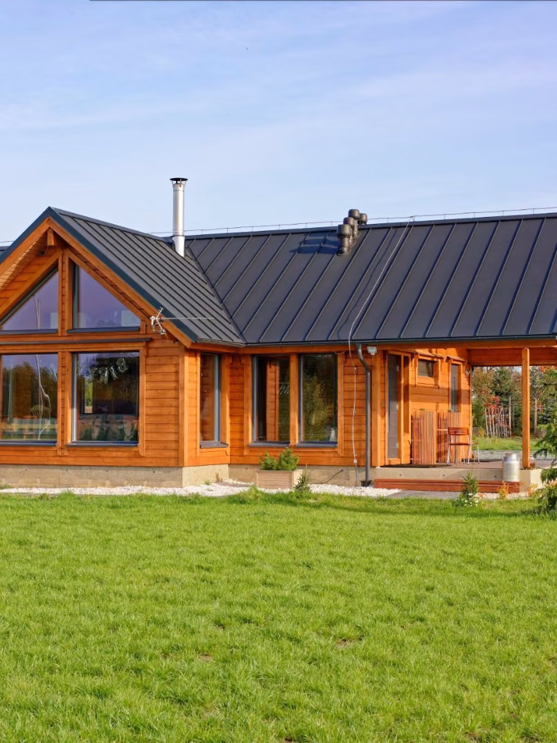 fiński domek zabezpieczony produktami Tikkurila