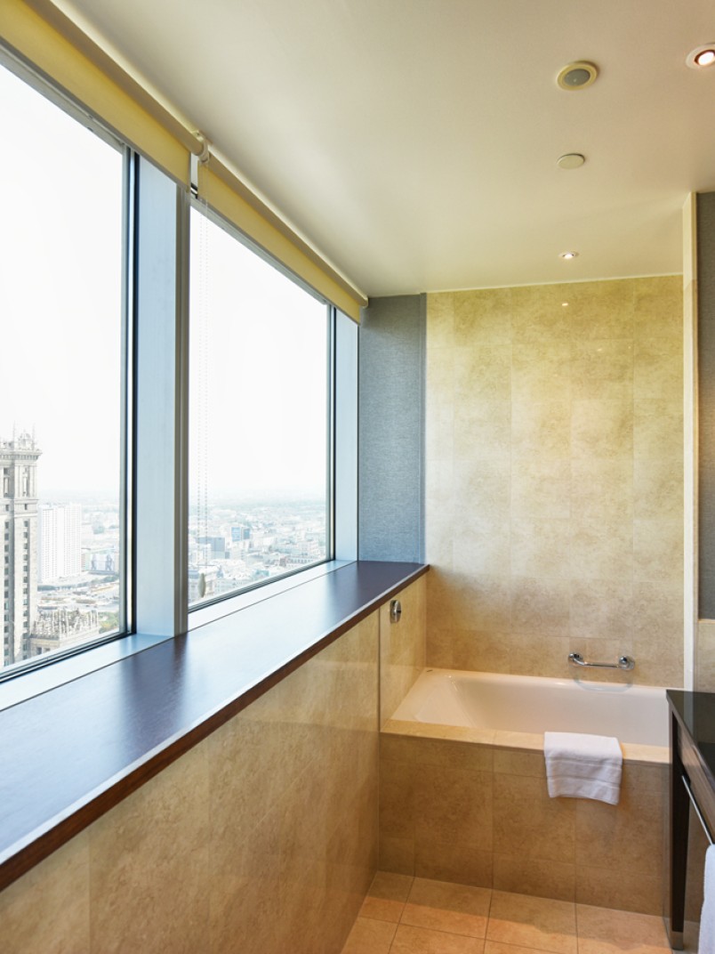 Intercontinental-Hotel-Warszawa-sufit-Tikkurila-Luja