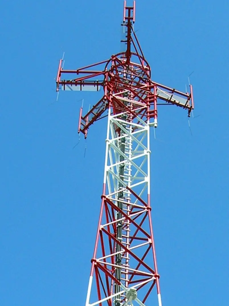 Powłoki przemysłowe dla masztów telefonii komórkowej i słupów elektroenergetycznych