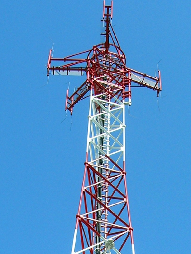 Powłoki przemysłowe dla masztów telefonii komórkowej i słupów elektroenergetycznych
