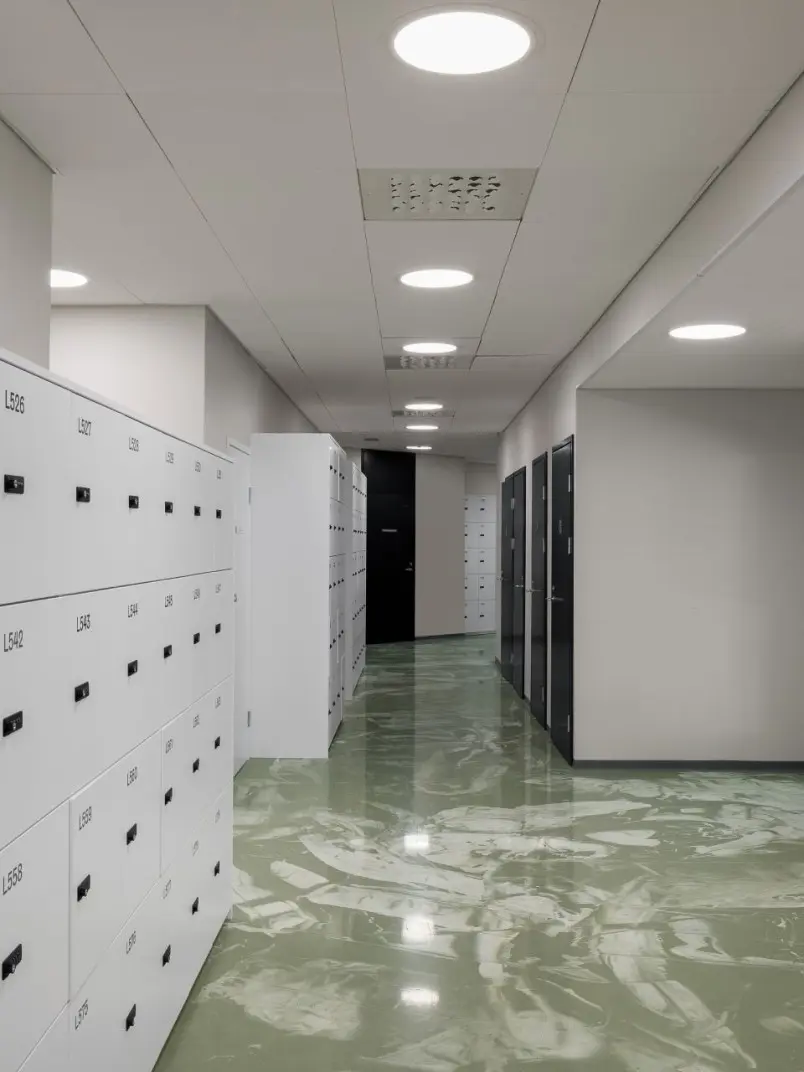 system-Tikkurila-Cozy-Floor-do-biur-budynków-uzyteczności-publicznej