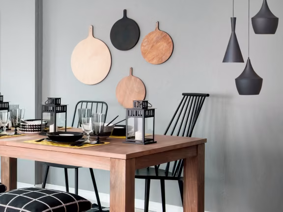 Wnętrze kuchni w szarej tonacji Tikkurila Deco Grey