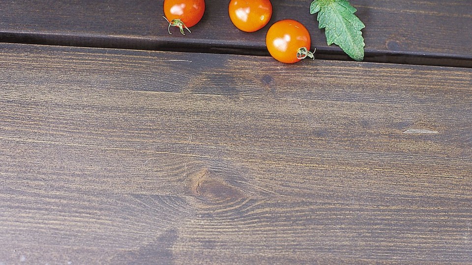 deski tarasowe zabezpieczone olejem do drewna