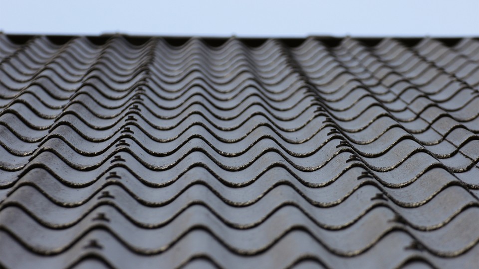  dach z płyt włóknisto-cementowych