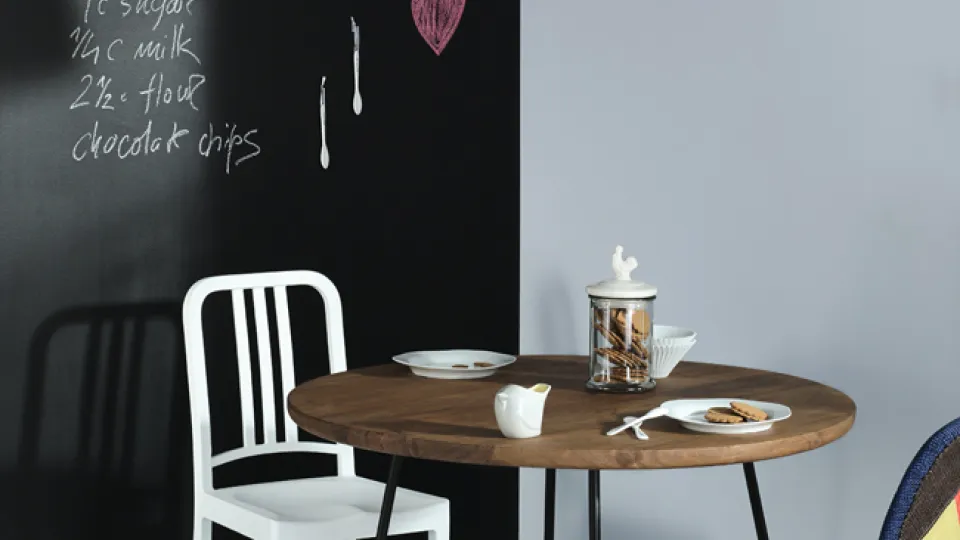 Wykorzystanie farby tablicowej w kuchni