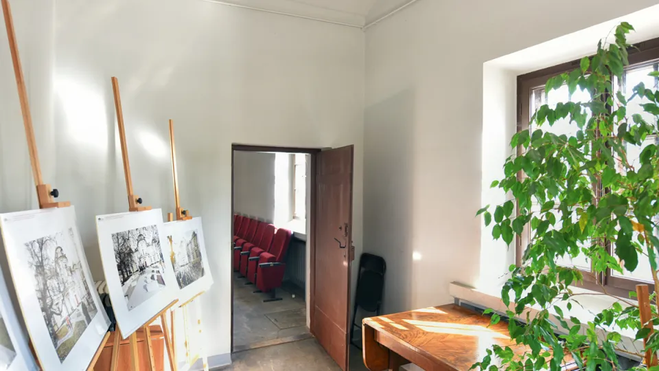 cytadela-warszawska-ściany-sufity-Tikkurila-Optiva-Matt-5