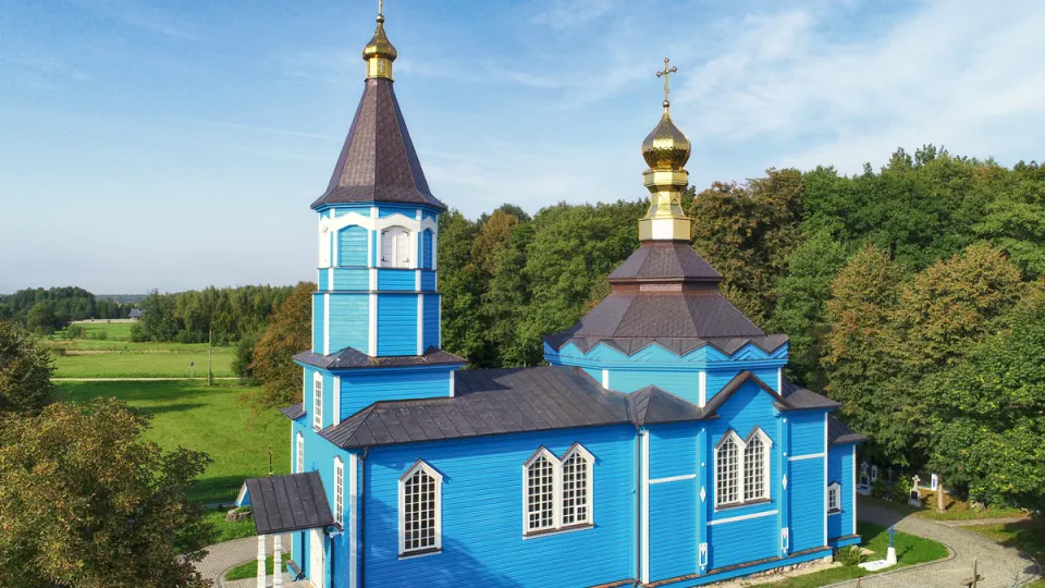 orthodox-church-drewniana-elewacja-Tikkurila-Opaque