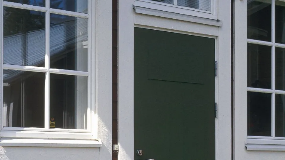 malowanie-okien-i-drzwi