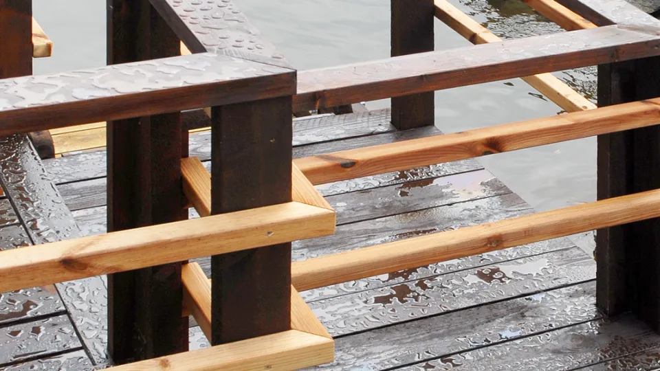 kolory-drewna-na-zewnątrz