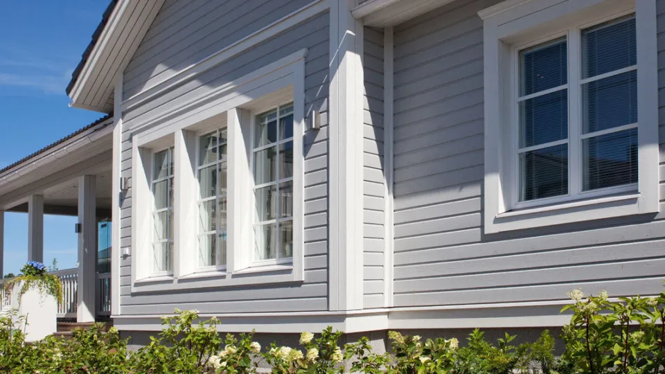 elewacja-drewniana-w-jasnym-kolorze