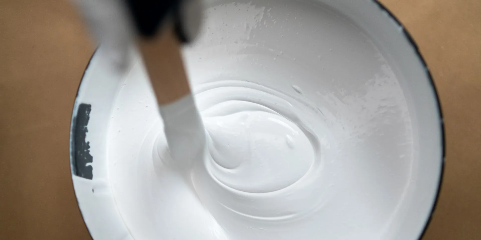 mieszanie farby do sufitów