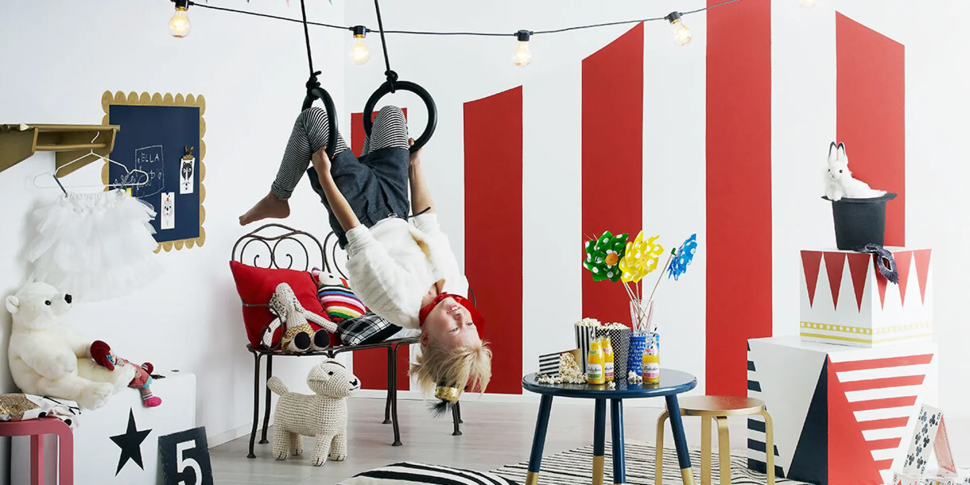 Dekoracyjne malowanie ścian w pokoju dziecięcym