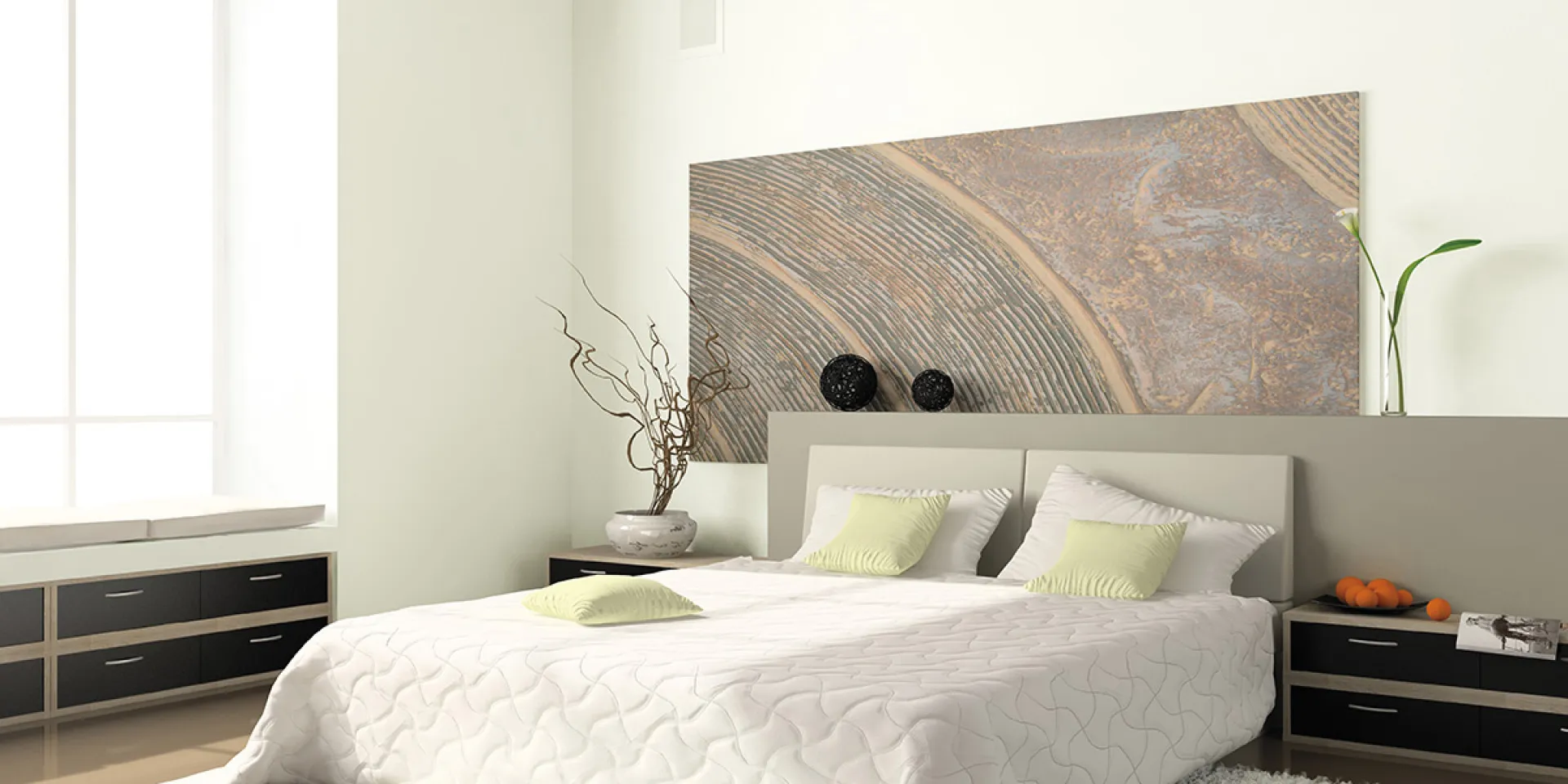 Przestronna i nowoczesna sypialnia w kolorach bieli