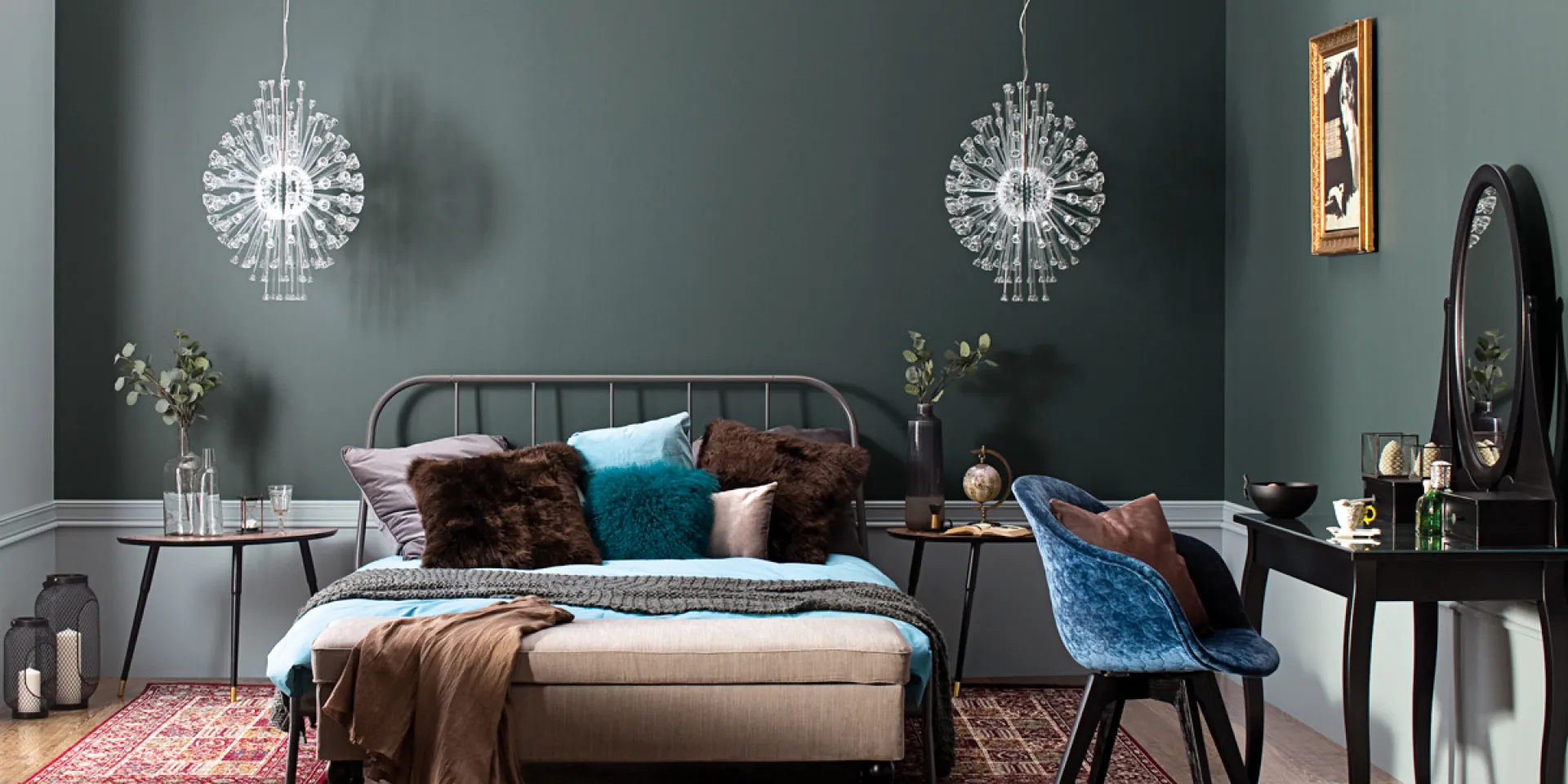 Sypialnia niebiesko-zielonych farbach Tikkurila