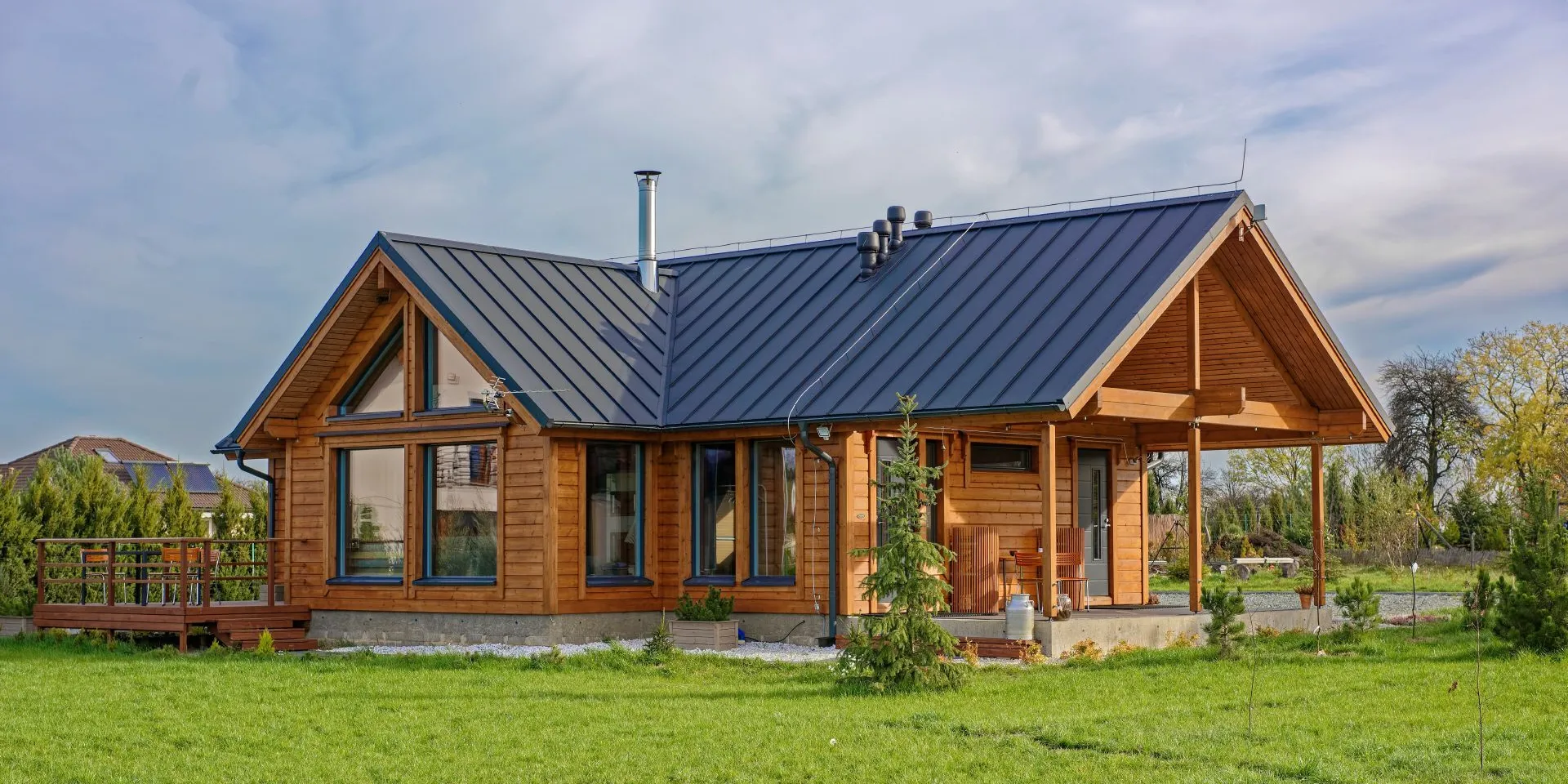 fiński domek zabezpieczony produktami Tikkurila