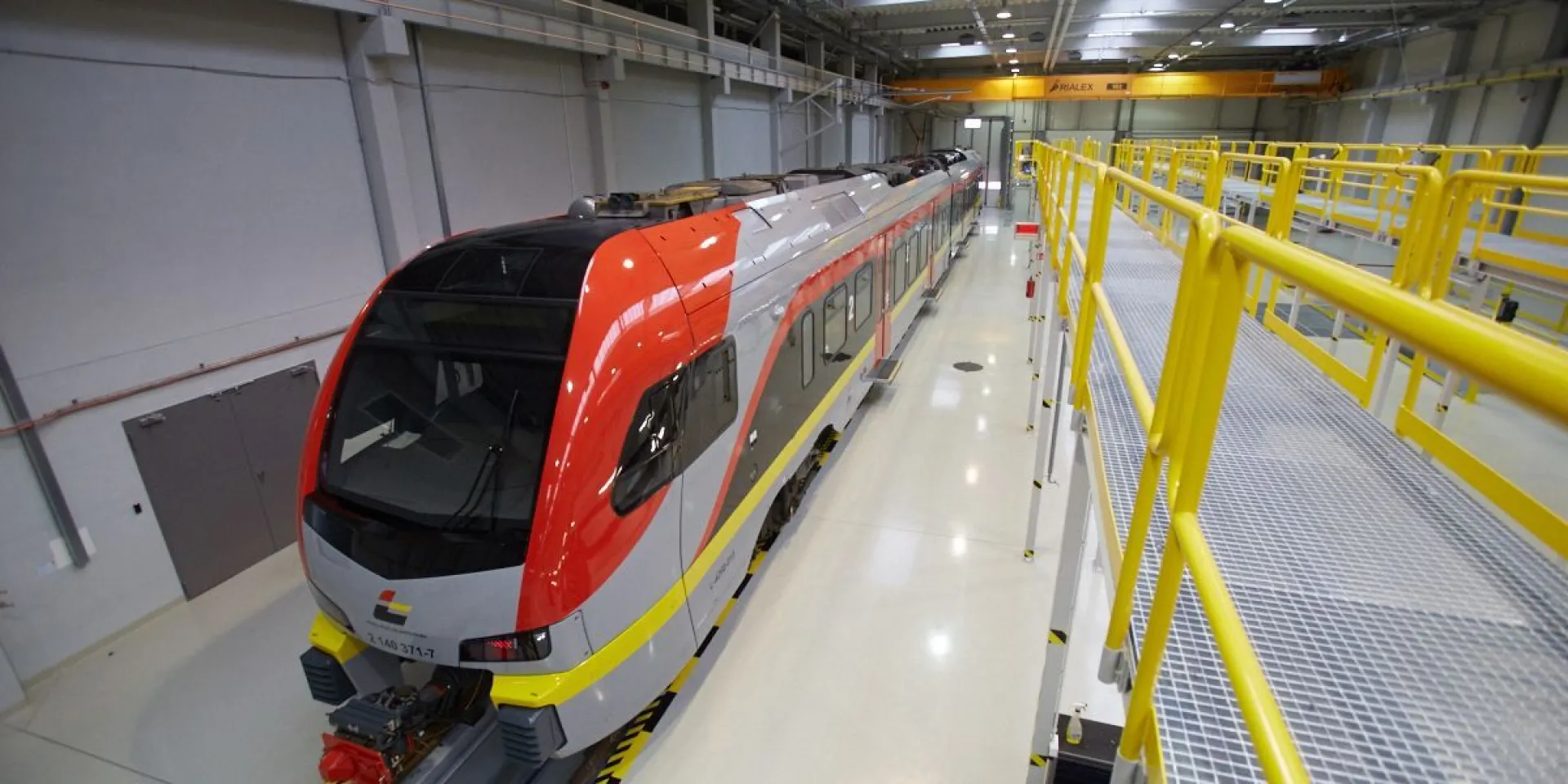 łódzka-kolej-aglomeracyjna-posadzka-Temafloor