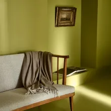 Kolor Roku 2026 Tikkurila L391 Chameleon w sypialni