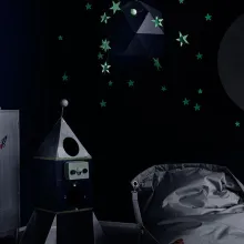 Tikkurila-Taika_Glow-efekt-dekoracyjny-świecący-w-ciemnościach