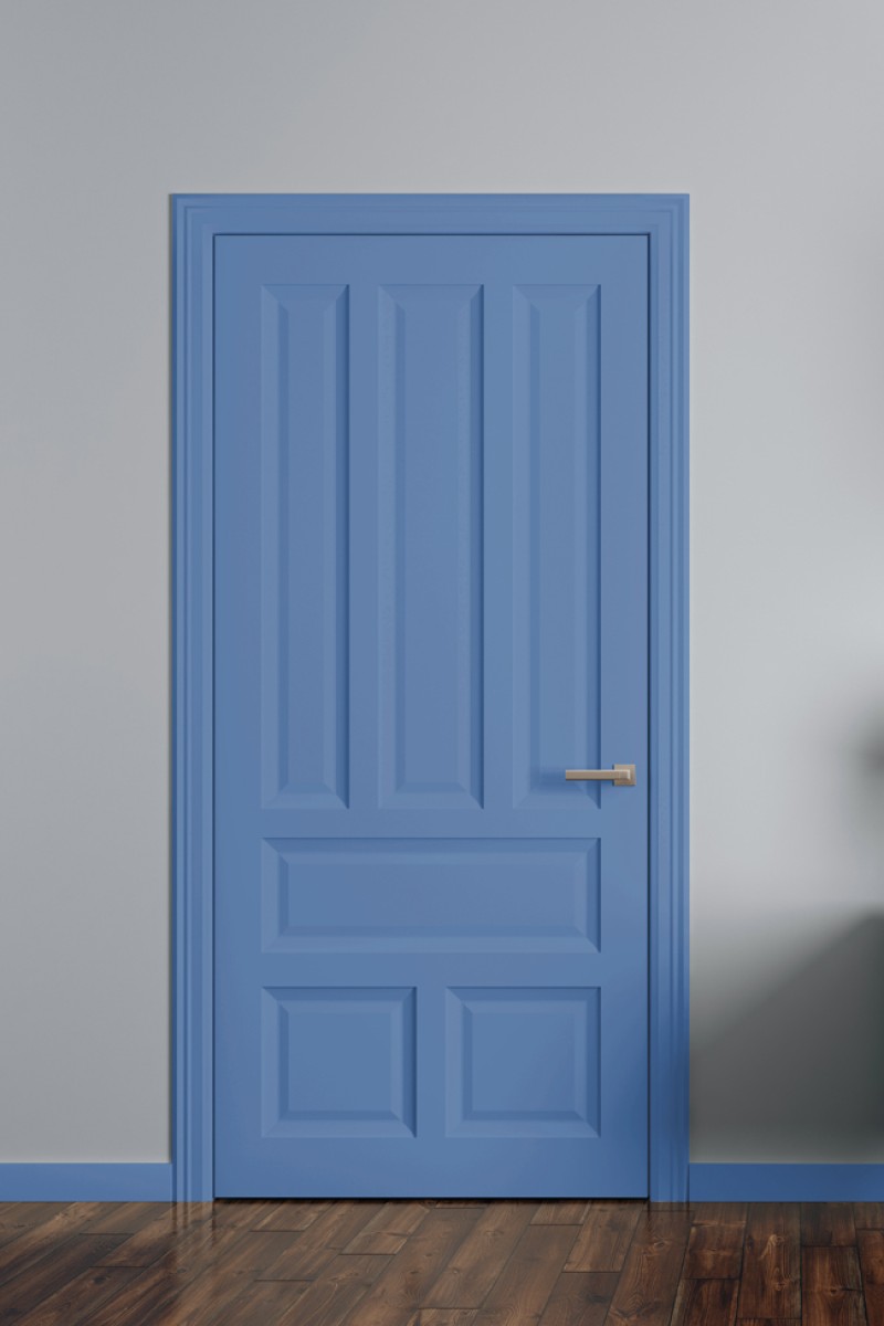 Pomysł na malowanie drzwi w kolorze niebieskim