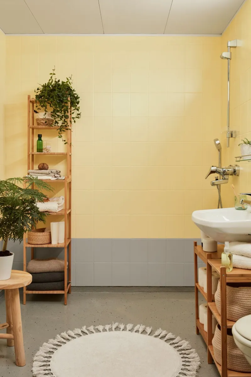 kafelki w łazience pomalowane farbą do glazury Tikkurila Luja Ceramic Tiles